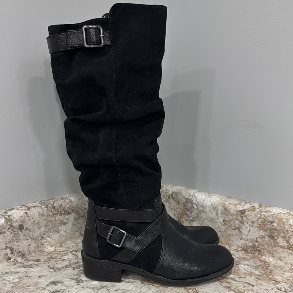 Black Women's Knee-High Boots - Picture 1 of 14